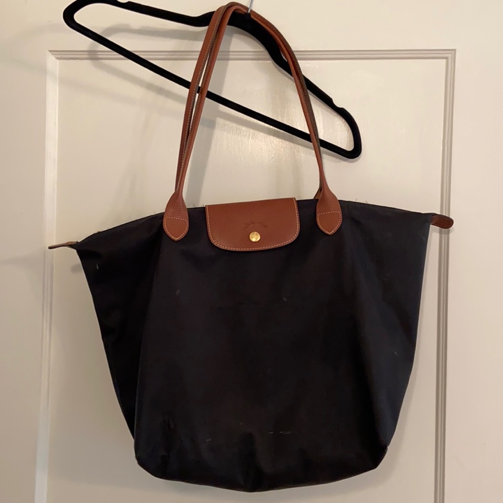 Black Longchamp Bag!